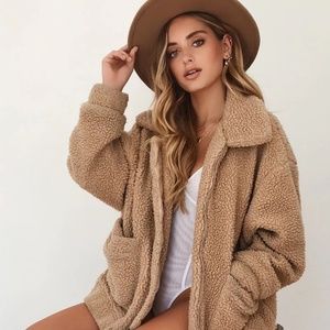 I am gia pixie coat in caramel size S